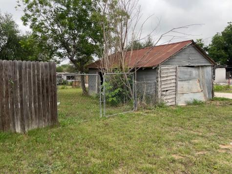 601 E Lucille Street Hebbronville TX 78361