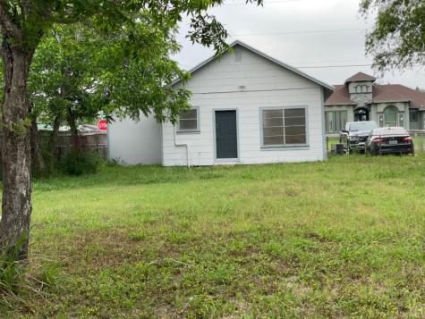 601 E Lucille Street Hebbronville TX 78361