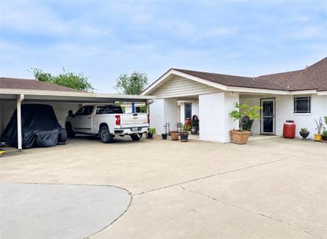 3637 Castle River Drive Corpus Christi TX 78410