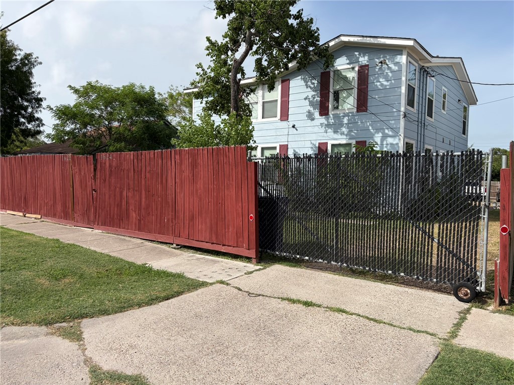 1622-1624 18th Street Corpus Christi TX 78404