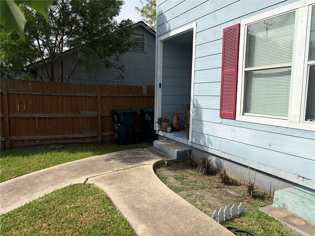1622-1624 18th Street Corpus Christi TX 78404
