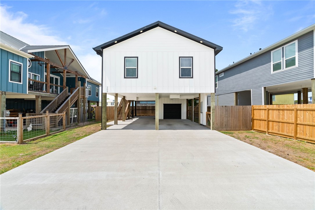 209 Las Palmas Drive Corpus Christi TX 78418