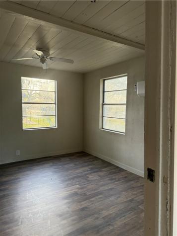 603 E Mesquite Street Benavides TX 78341