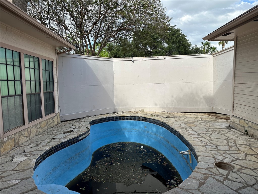 6702 Northgate Drive Corpus Christi TX 78413