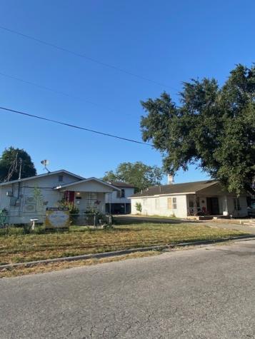405 & 409 Chaparral Street Alice TX 78332