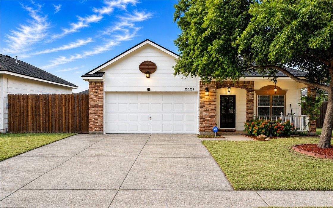 2021 Overland Trail Corpus Christi TX 78410