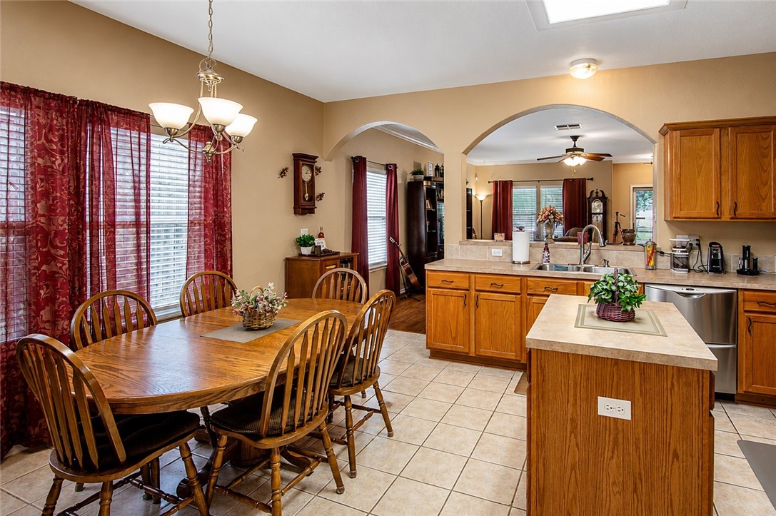 2021 Overland Trail Corpus Christi TX 78410