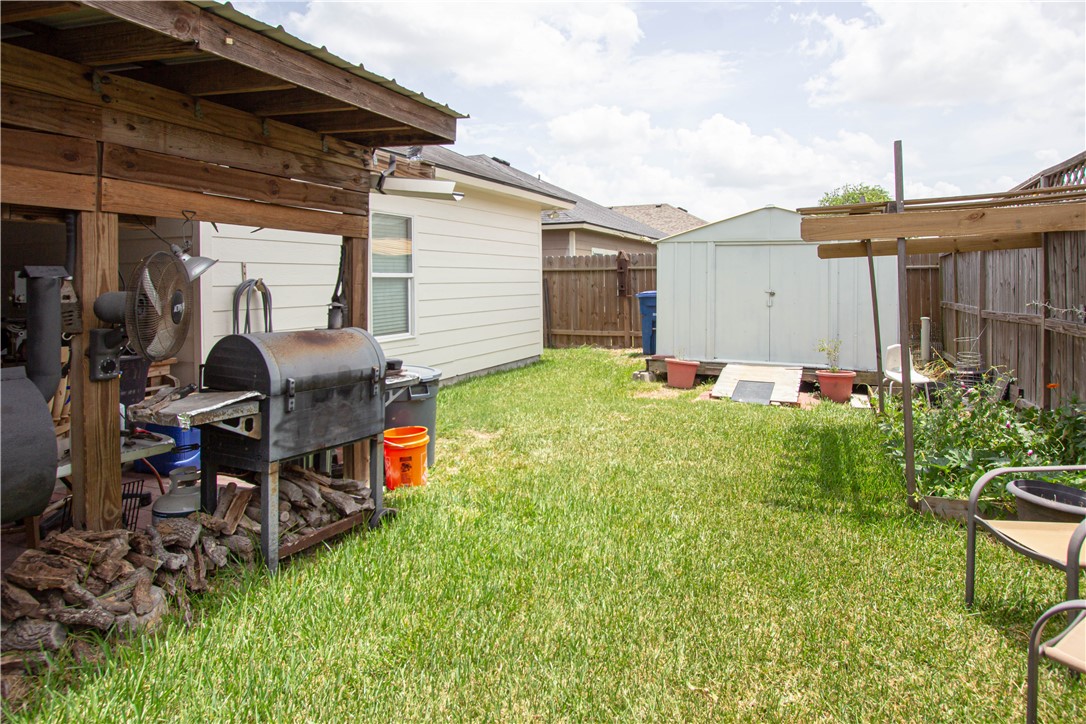 2021 Overland Trail Corpus Christi TX 78410
