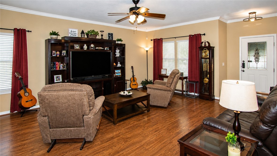 2021 Overland Trail Corpus Christi TX 78410
