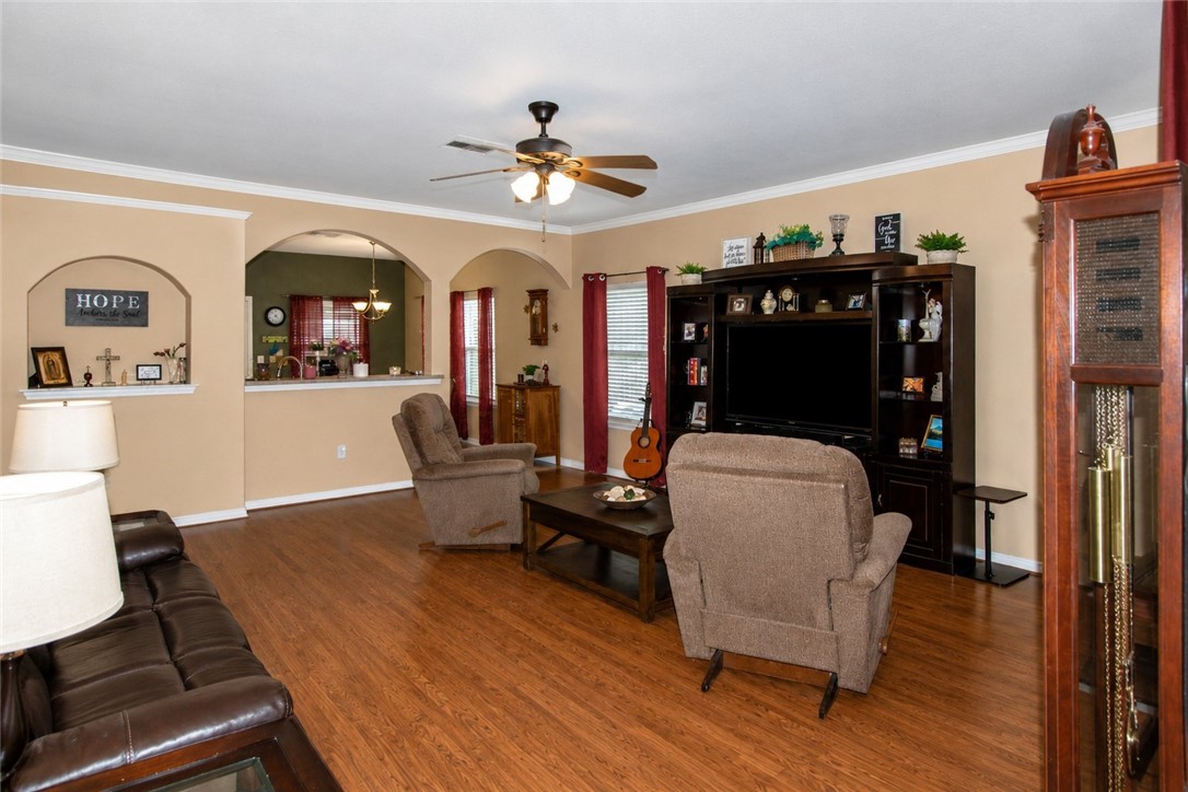 2021 Overland Trail Corpus Christi TX 78410
