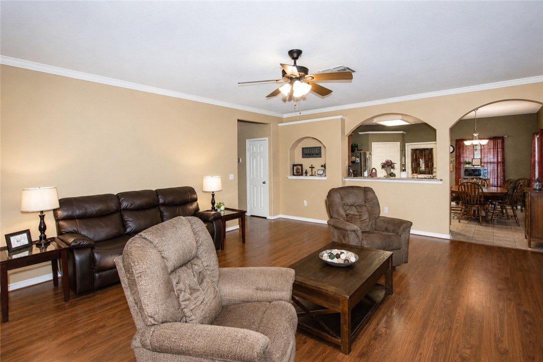 2021 Overland Trail Corpus Christi TX 78410