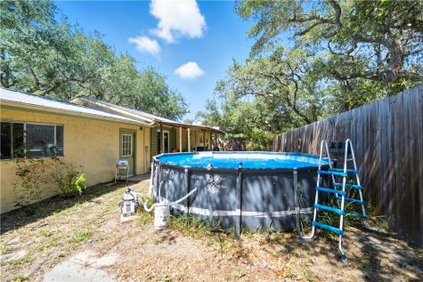 90 Griffith Drive Rockport TX 78382