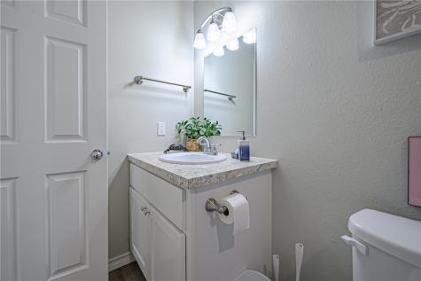 4212 S Highway 35 16 Rockport TX 78382