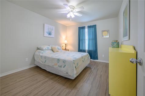 4212 S Highway 35 16 Rockport TX 78382