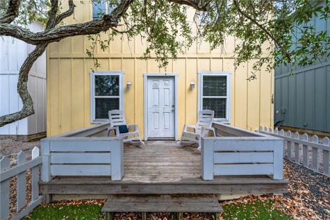 4212 S Highway 35 16 Rockport TX 78382