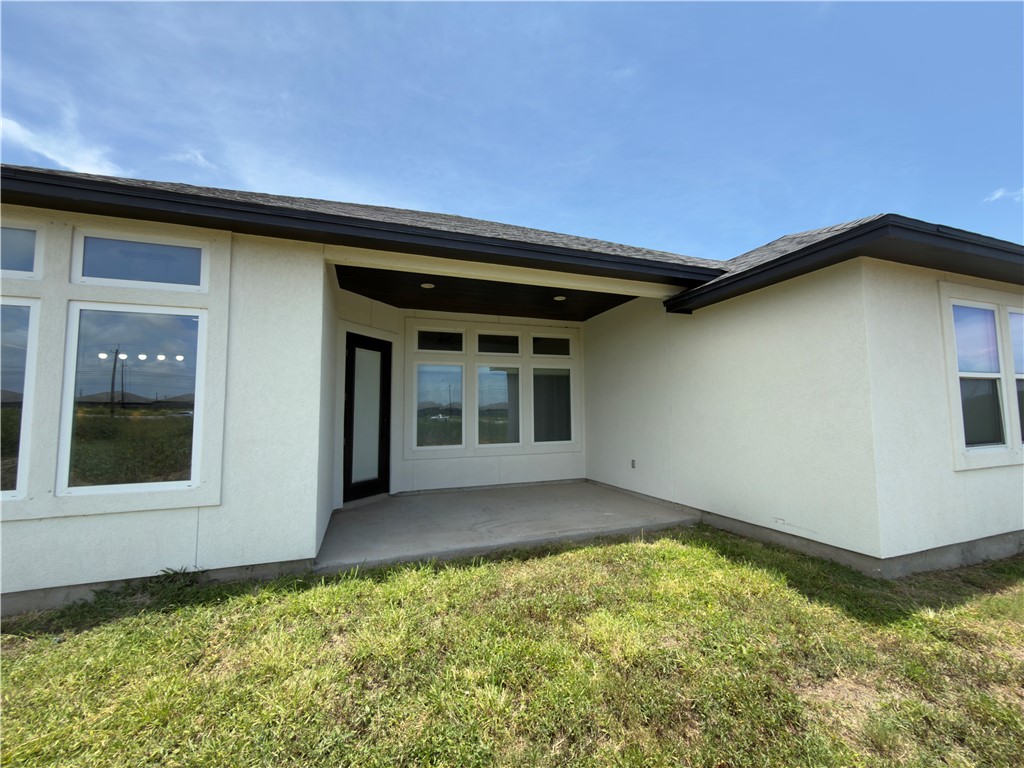 7721 Nadia Drive Corpus Christi TX 78414