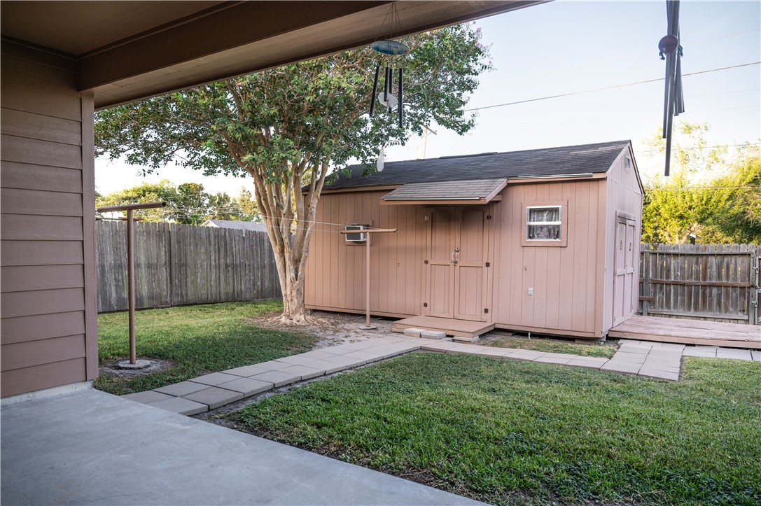 2802 Yeager Drive Corpus Christi TX 78410