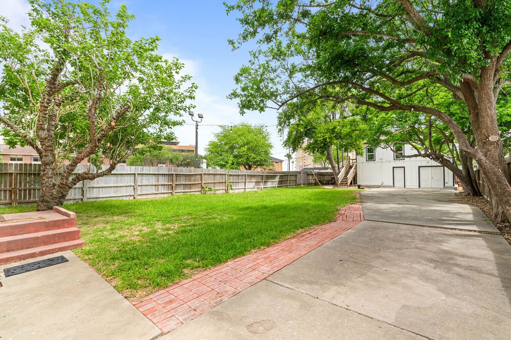 1720 2nd Street Corpus Christi TX 78404