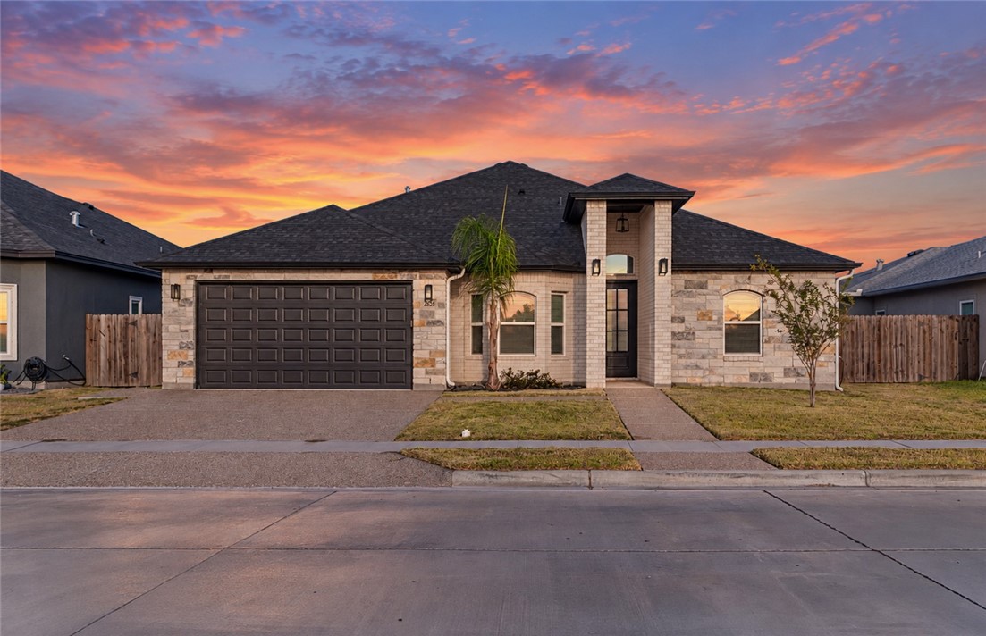 2626 Lannister Lane Corpus Christi TX 78415