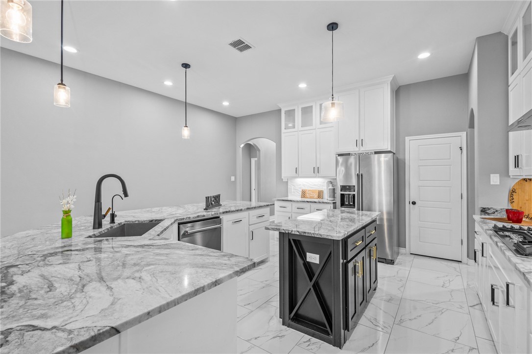 2626 Lannister Lane Corpus Christi TX 78415