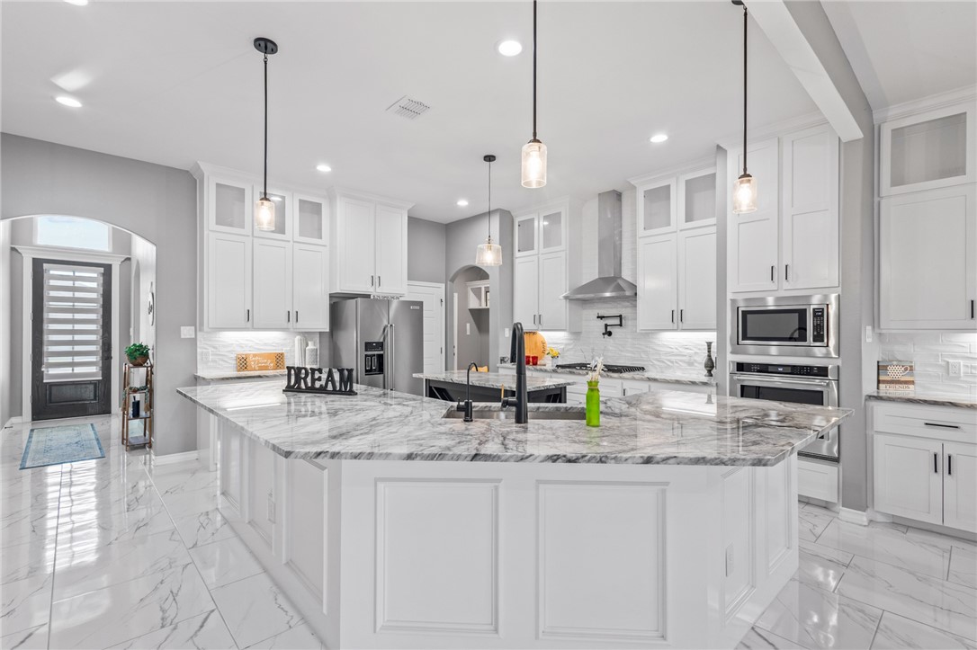 2626 Lannister Lane Corpus Christi TX 78415