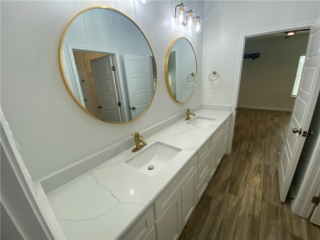 1313 Bentley Court Corpus Christi TX 78418