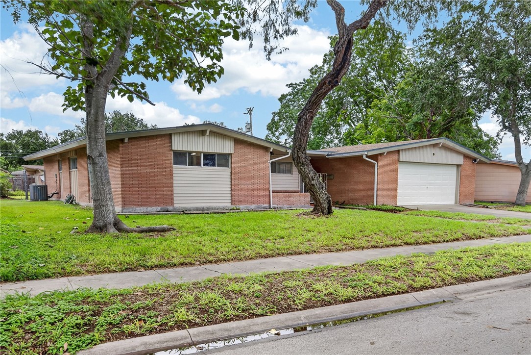 3330 Casa Rosa Drive Corpus Christi TX 78411