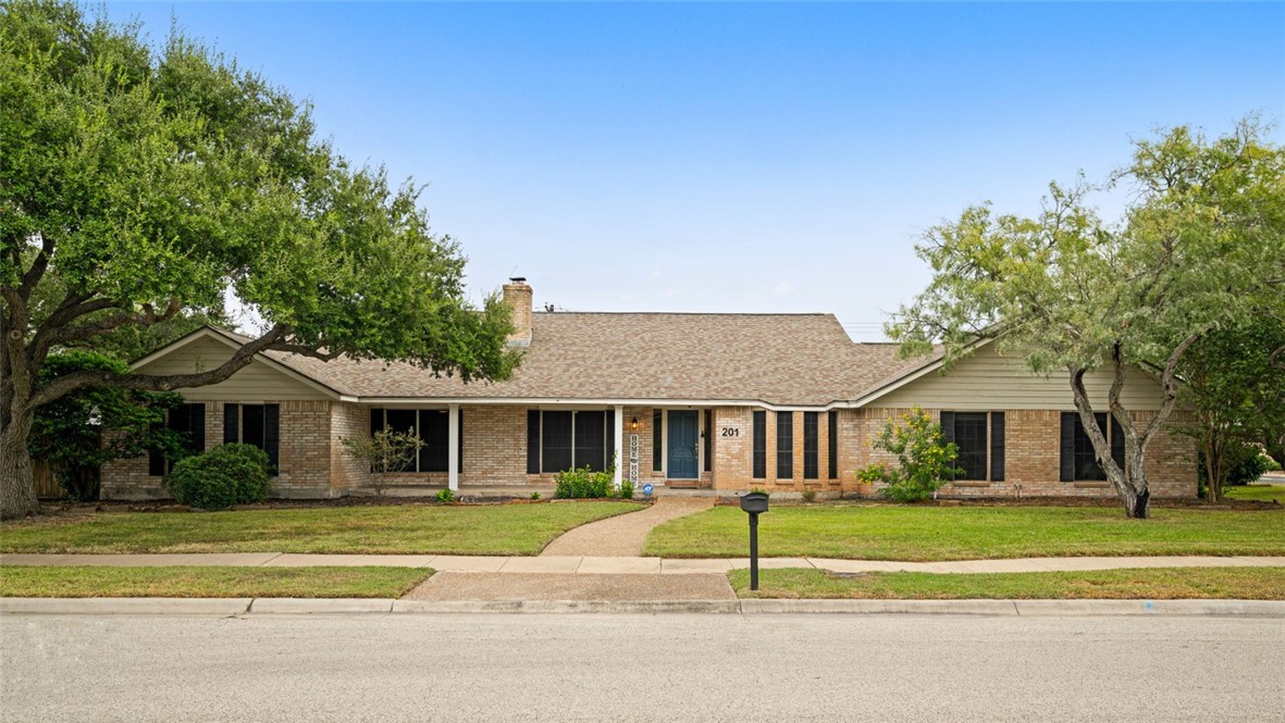 201 San Saba Drive Portland TX 78374