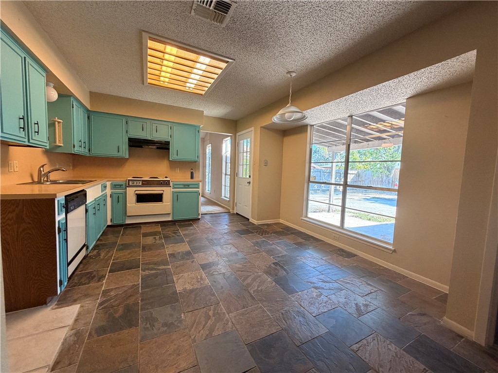 4133 Eagle Drive Corpus Christi TX 78413