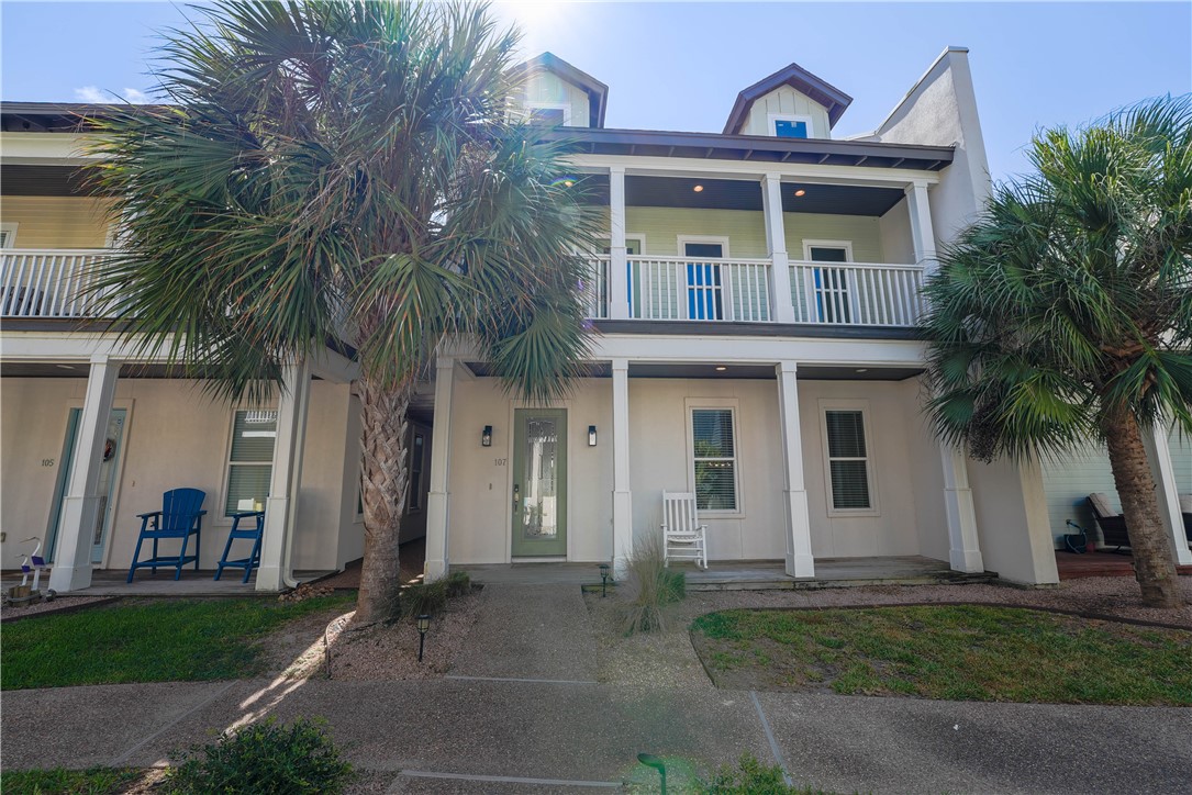 107 Frontenac Rockport TX 78382