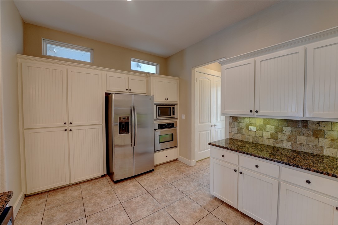 107 Frontenac Rockport TX 78382