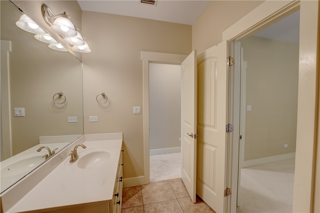 107 Frontenac Rockport TX 78382