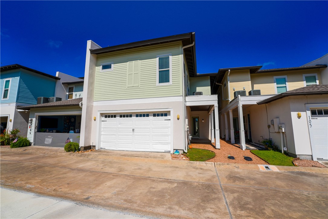 107 Frontenac Rockport TX 78382