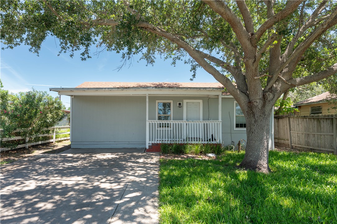 1217 Baywood Lane Corpus Christi TX 78418