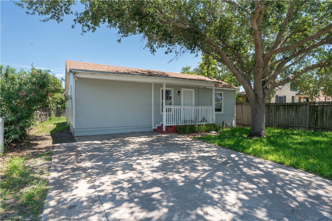 1217 Baywood Lane Corpus Christi TX 78418