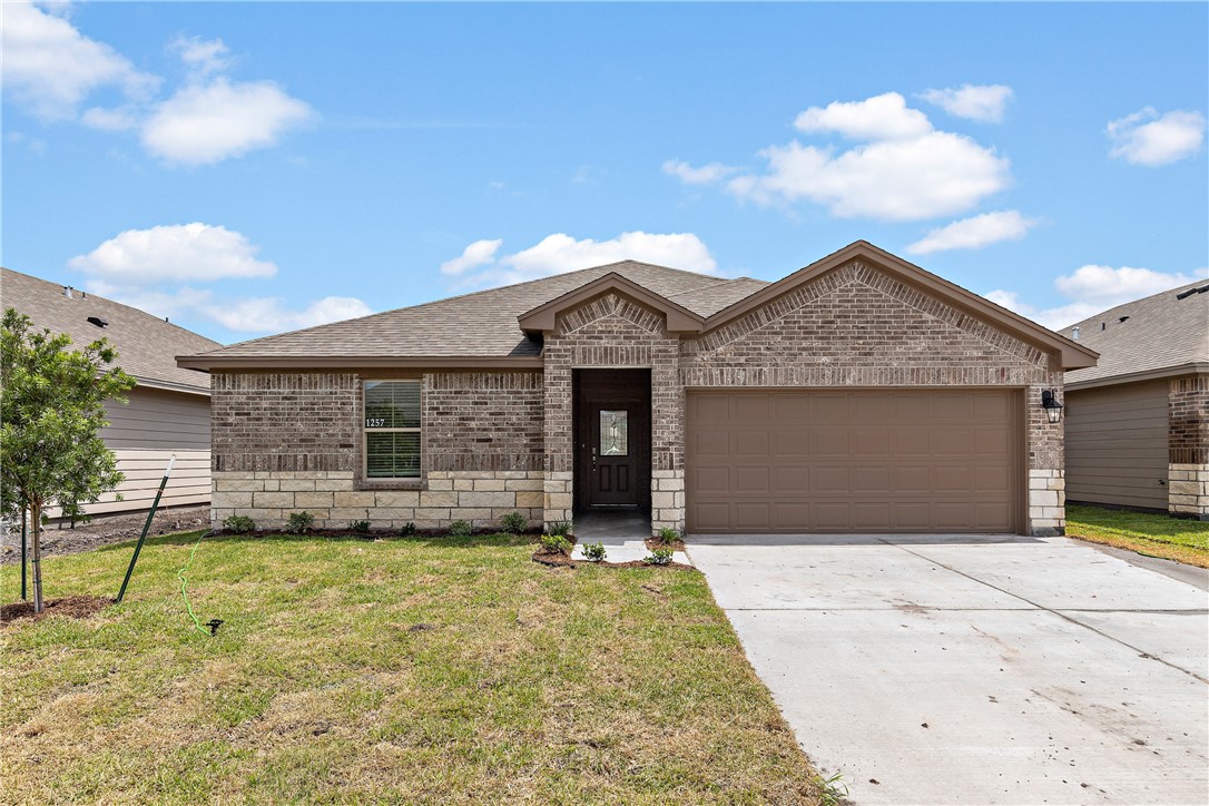 1257 Carnaby Street Corpus Christi TX 78415