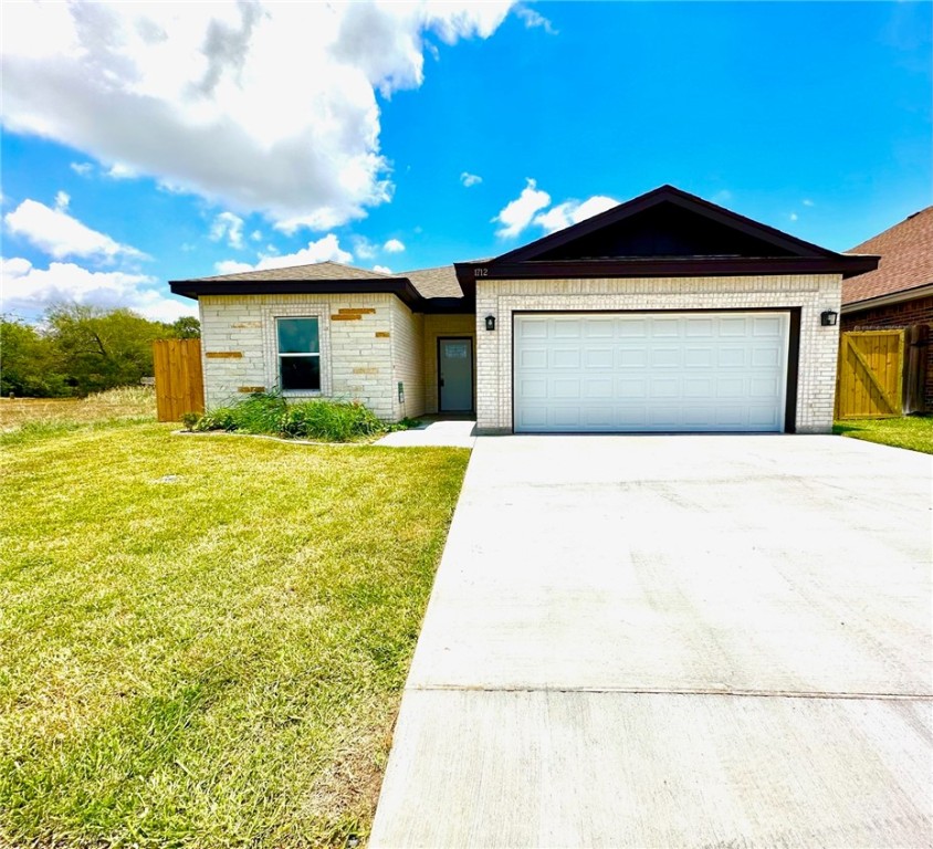 1712 Paraiso Drive Kingsville TX 78363