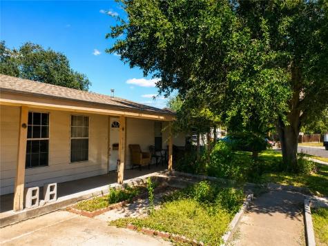 1710 E Johnston Avenue Kingsville TX 78363