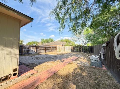 3927 Boyd Avenue Kingsville TX 78363