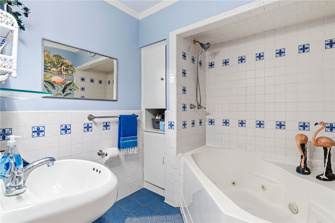 333 Camellia Drive Corpus Christi TX 78404