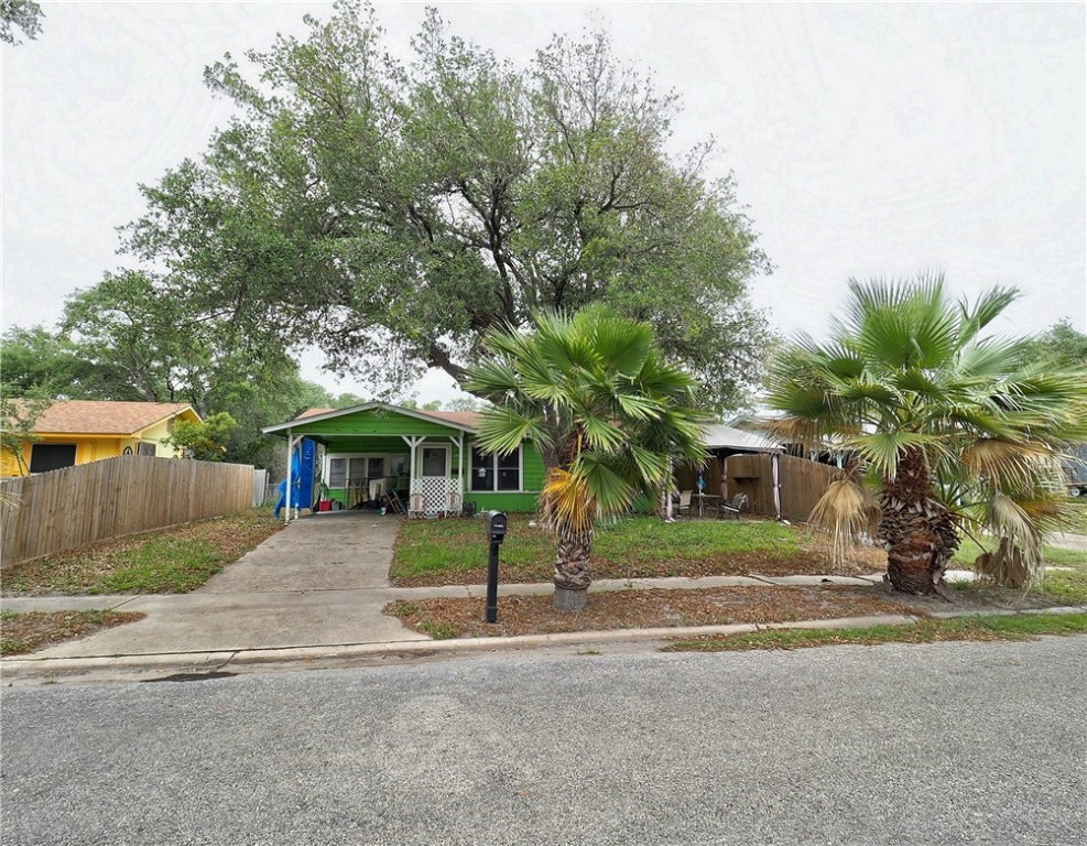 1312 Oak Park Drive Aransas Pass TX 78336