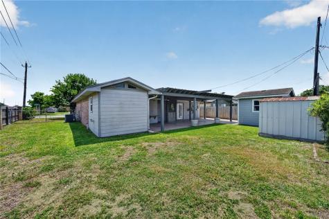 10502 Hemlock Corpus Christi TX 78410