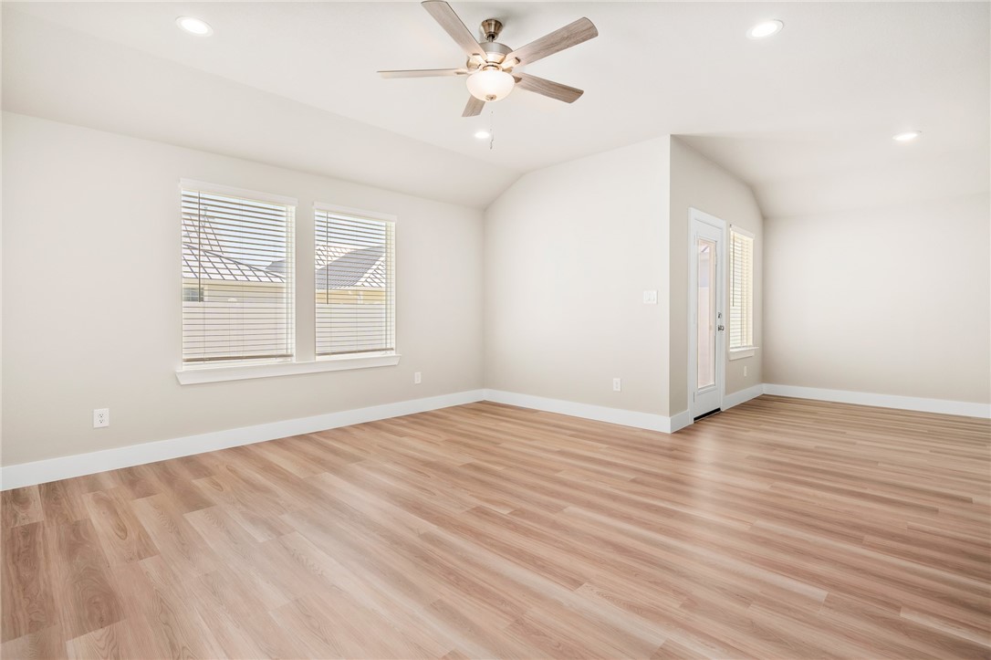 1013 Las Palmas Drive Rockport TX 78382