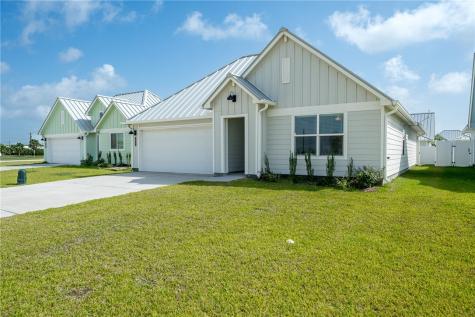 1013 Las Palmas Drive Rockport TX 78382
