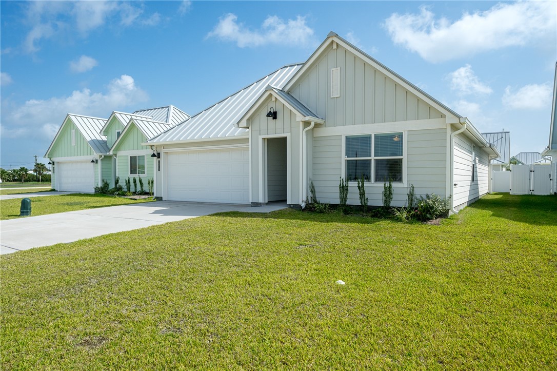 1013 Las Palmas Drive Rockport TX 78382