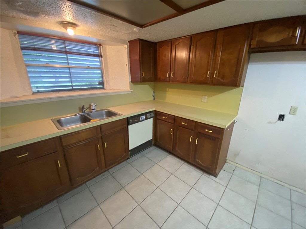 3710 Mendenhall Drive Corpus Christi TX 78415
