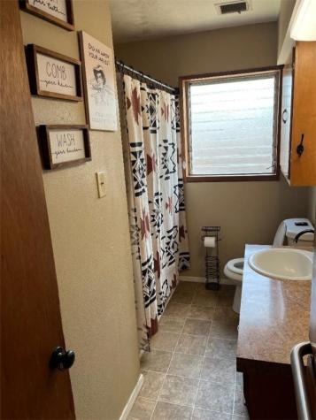 911 Mike Street George West TX 78022