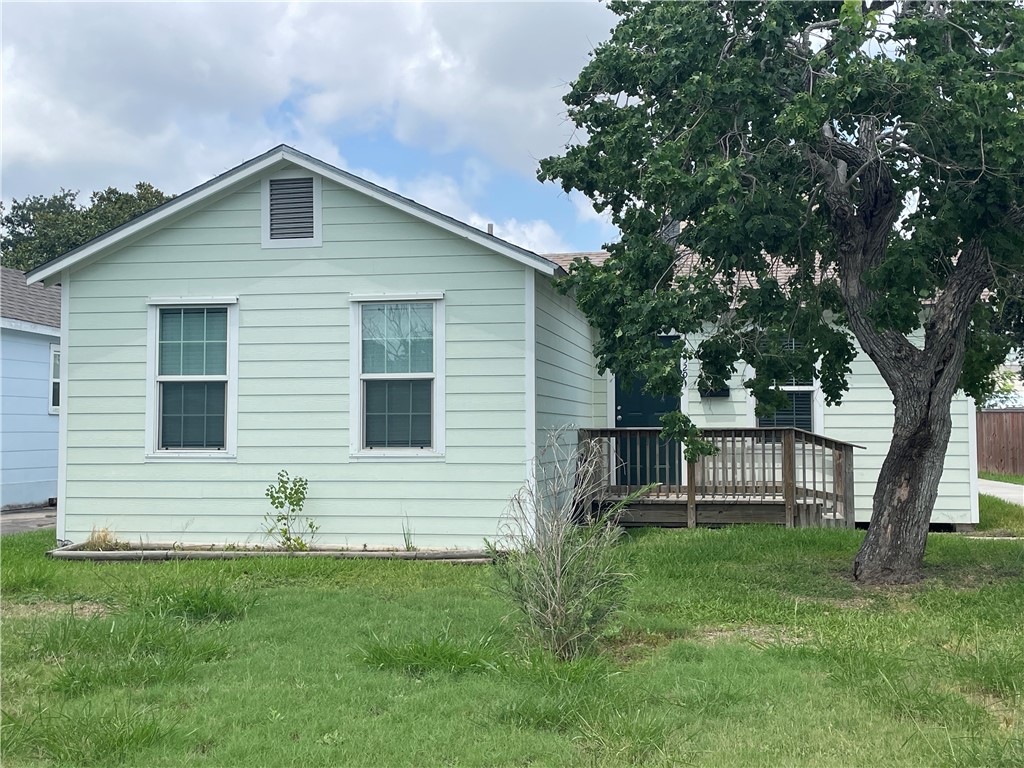 3529 Topeka Street Corpus Christi TX 78411