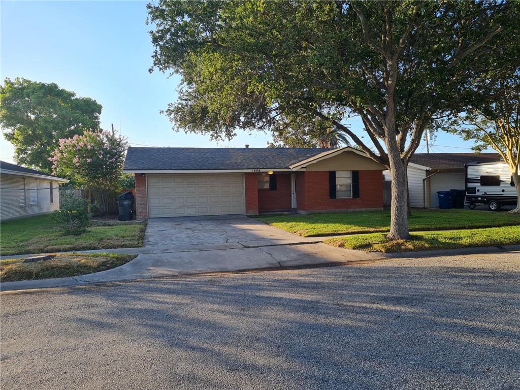 1606 Candlewood Drive Corpus Christi TX 78412