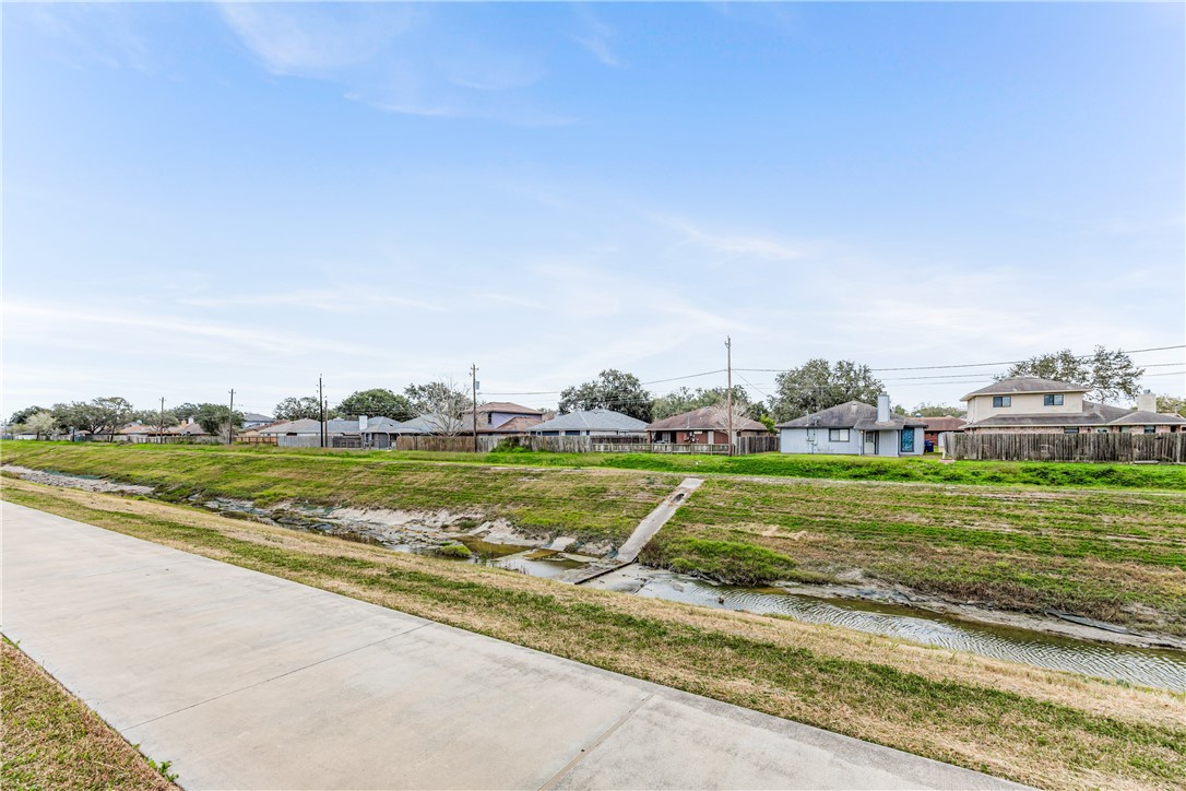 7306 Sun Valley Drive Corpus Christi TX 78413